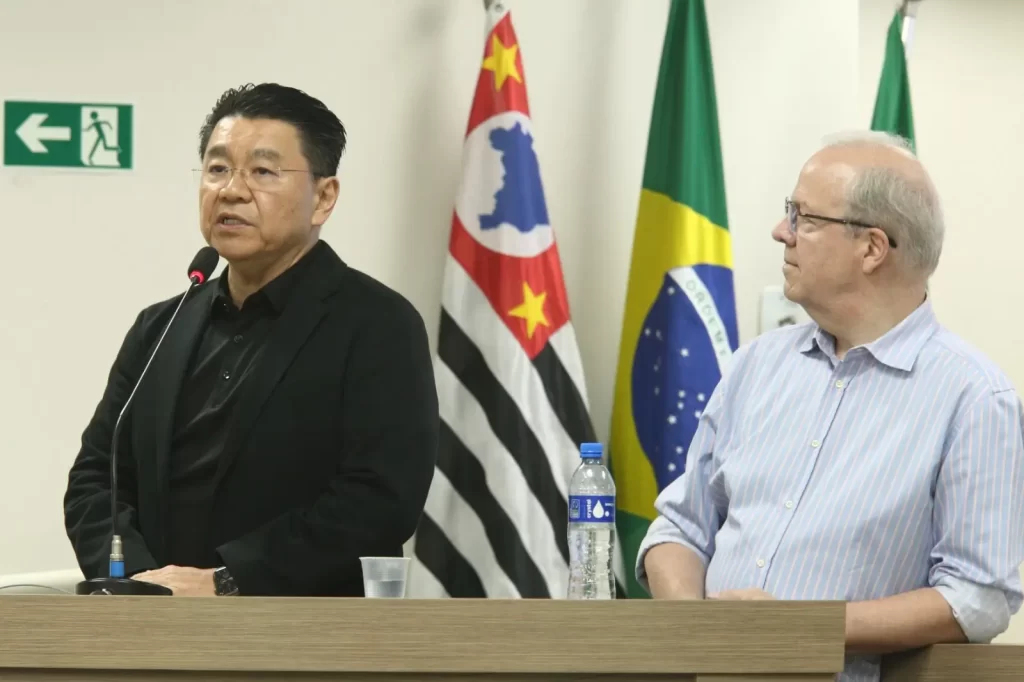 Júlio Takano e Edgard Viana